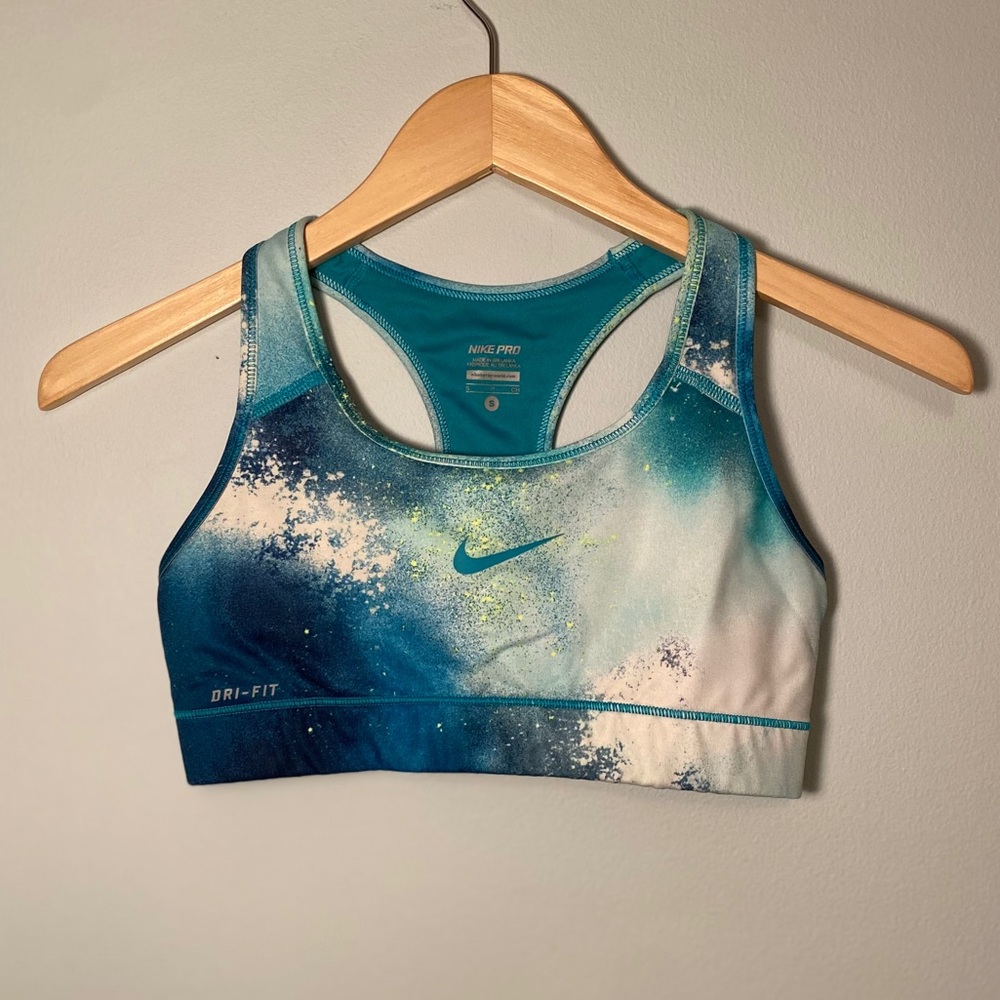 Nike Pro Sports Bra